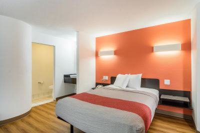 クイーンルーム(喫煙) モーテル 6 ハーヴェイの写真