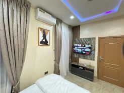 Elconia Apartments