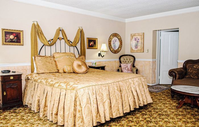 Gunn House Hotel