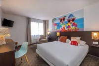 The Originals City, Hotel Cap Maya, Palais des Congrès