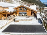 Chalet GM in Brand with 5 Bedrooms and 4 Bathrooms Hotels in Brand