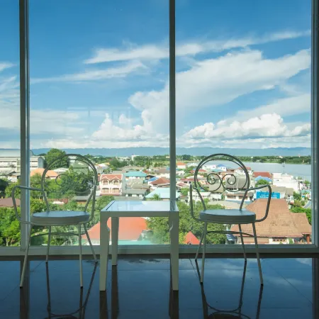 Phuglong Hotel