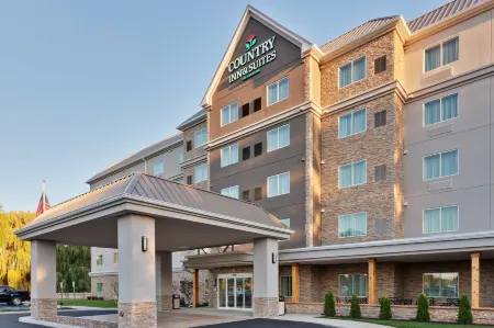 Country Inn & Suites by Radisson, Buffalo South I-90, NY Отели в г. Бласделл