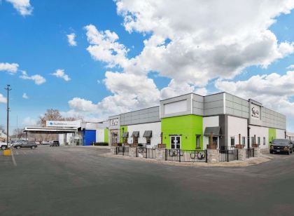 Clarion Inn Des Moines Airport