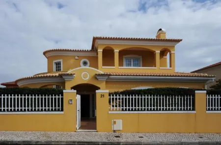 Villa dos Teixos Отели рядом с достопримечательностью «Кашкайш»