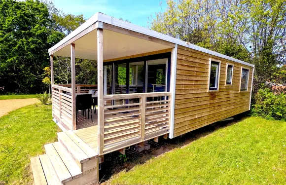 漁村濱海露營酒店