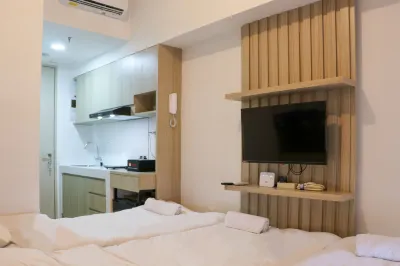 Cozy Living Studio Apartment at High Floor Tokyo Riverside Pik 2