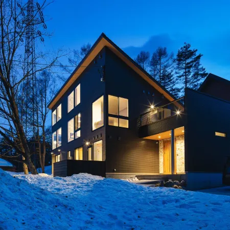 Silver Maple Chalet by Hakuba White Fox Company