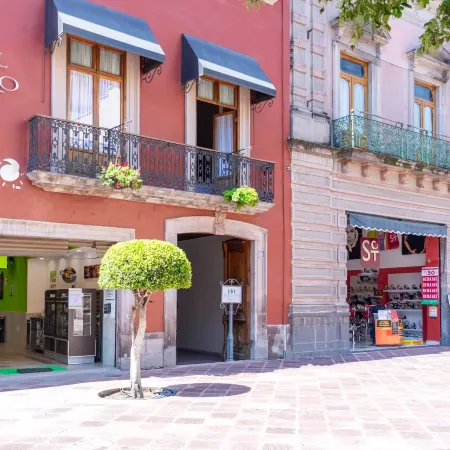 Hotel Madero