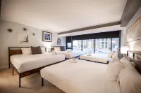 Stay Together on the Strip - 6 Comfy Beds w/View!