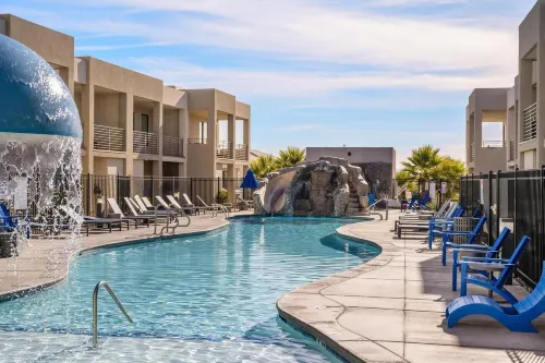 Tranquility at the Lofts Near National Parks Hotels in Santa Clara