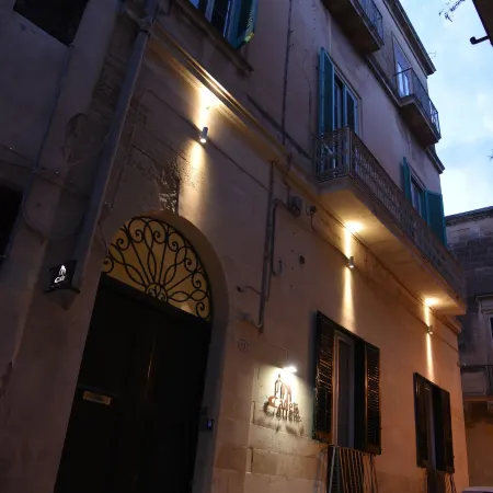 Cadelli Luxury Suite & Apartments
