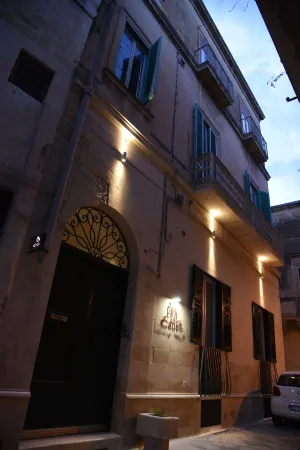 Cadelli Luxury Suite & Apartments Отели в г. Лечче