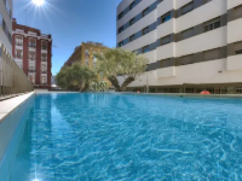 Livensa Living Studios Valencia Marina Real Hotels near Malvarrosa Beach (Valencia)