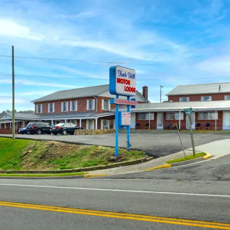 Knob Hill Motor Lodge