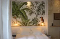 Malis Castera le Petit Château Hotels in Vignonet
