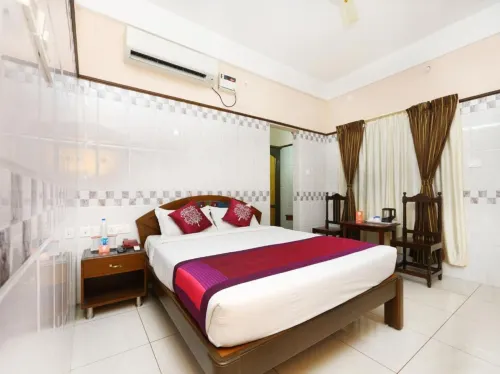 Hotel Arunachala - 3-Star