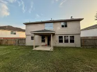 Spacious Home Near The Woodlands & Airport! Perfect For Work, Fun, Relaxation. Hotels near Home Storage Center