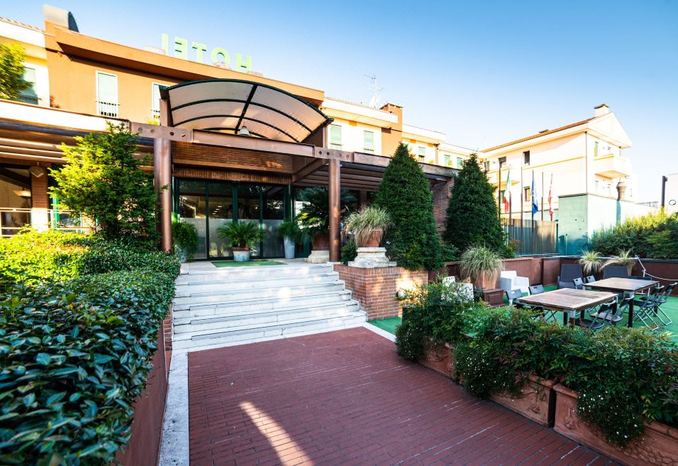 hotel overview picture