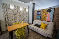 Casa Bruna Luxury Lofts Hotels near Altama City Center