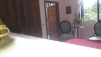 Baduerughe Hotels in Salisano