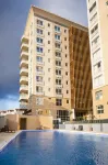 Bentley Holiday Apartments - West One - Pools