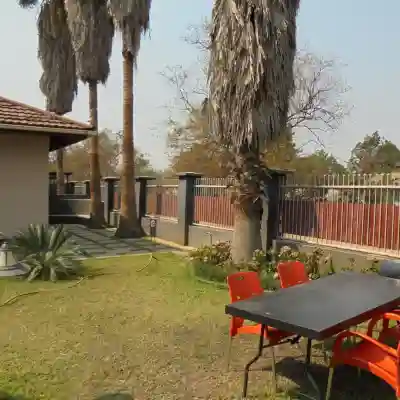 The Milford Lodge Hotel Exterior