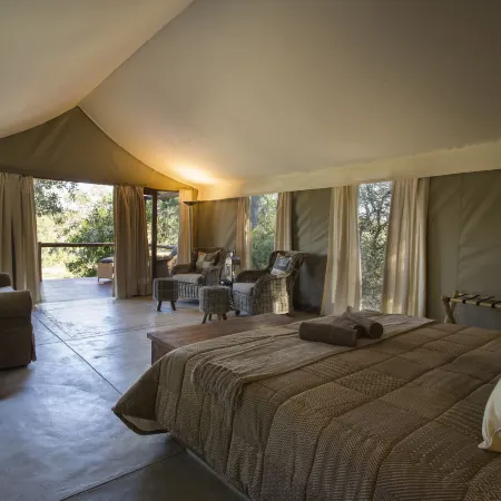 Nyati Safari Lodge