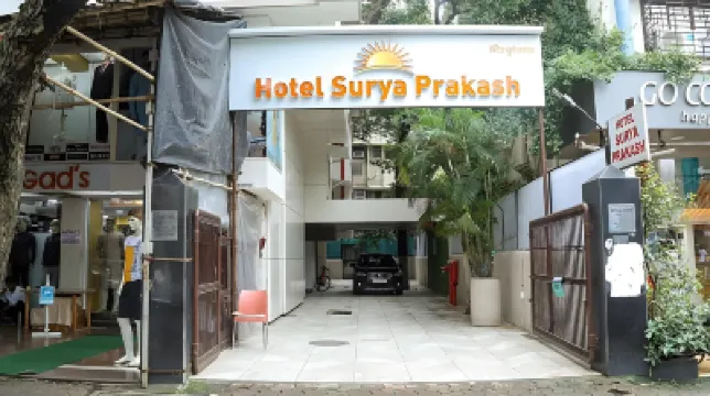 Hotel Surya Prakash Chembur Paras Dham Temple周辺のホテル