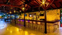 Julian Club Hotel - Barer