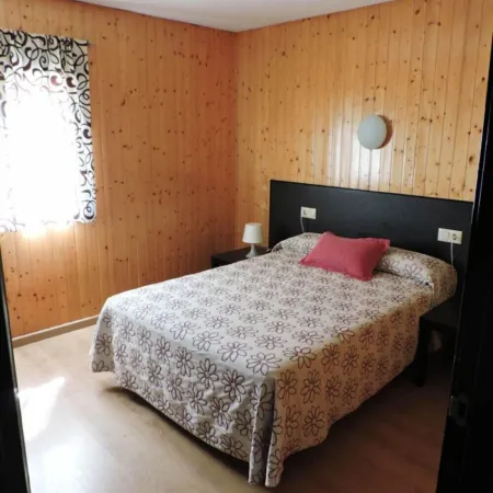 Hostal - Bungalows Camping Cáceres