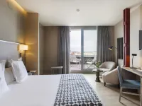Hotel América Sevilla Hotels near Teatro Central
