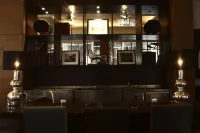 Plaza Hotel Beirut - Quầy bar
