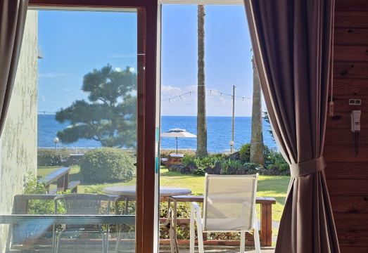 6. 노인과바다..