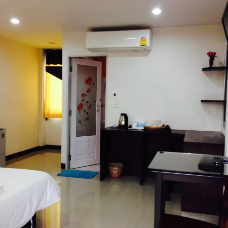 NAN Green View Hotel