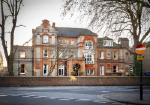 ปาล์มเมอร์ส ลอดจ์ สวิส คอทเทจ - โฮสเทล โรงแรมใกล้แฮมป์สตีด