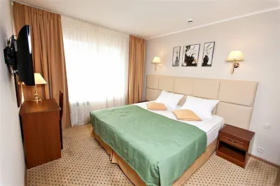 Gvardeiskaya Hotel Hotel in zona Cattedrale dei Santi Pietro e Paolo
