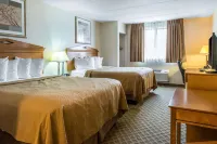 Quality Inn & Suites - Parkering