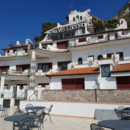 Hotel Vello d'Oro
