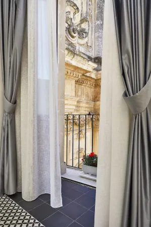 Donna Teresa Guest House Отели рядом с достопримечательностью «Chiesa Parrocchiale San Bernardino Realino»