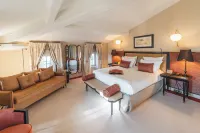 Hôtel de Pavie Hotels near Château de Sours
