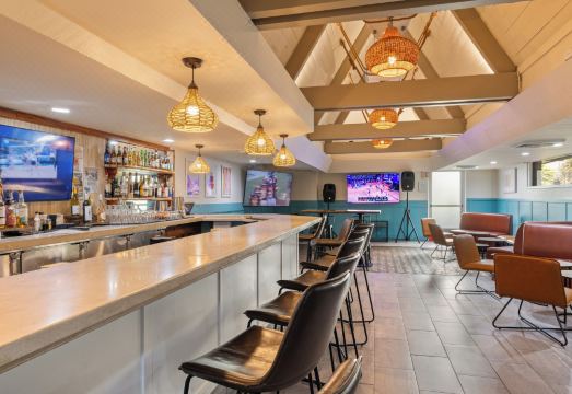 퍼시픽 마리나 인 외관