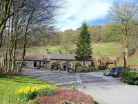 The Lamb Inn Hotels in Kettleshulme