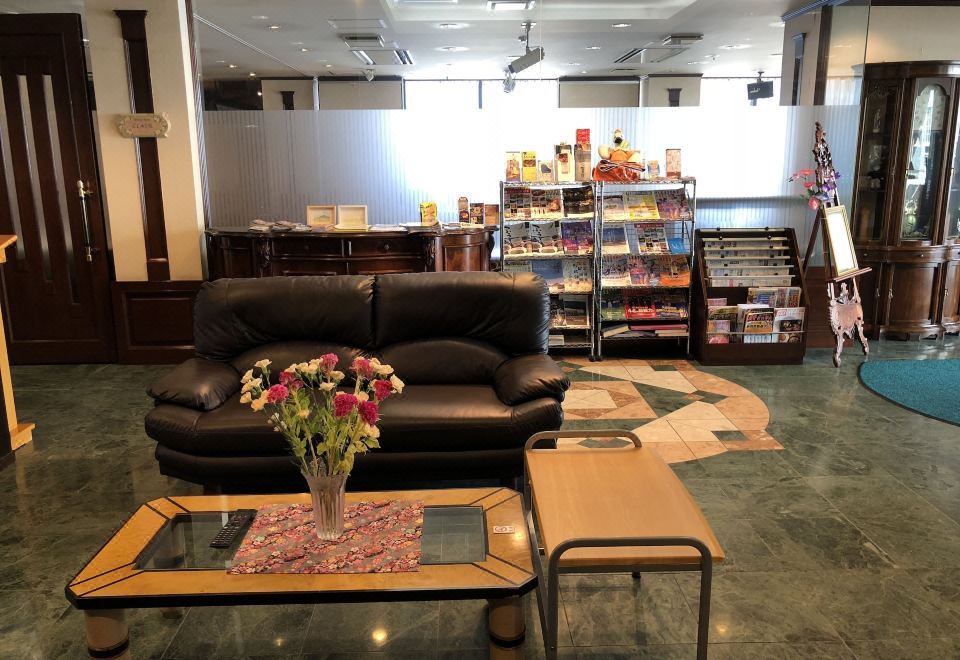 Niigata Hotel Terminal Art InnOver view