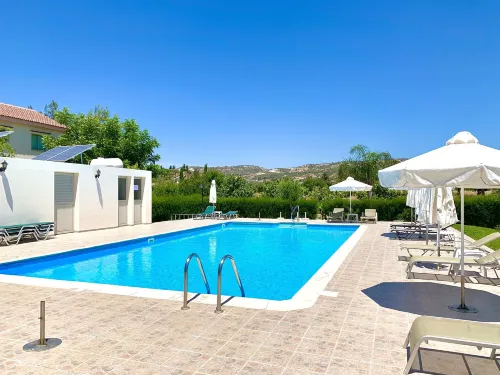 Himonas Apartments Hotels in Pissouri