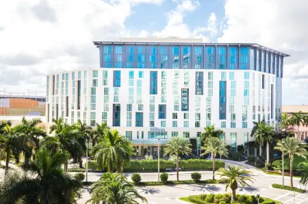 Hilton West Palm Beach Отели рядом с достопримечательностью «Университет Палм Бич Атлантик»