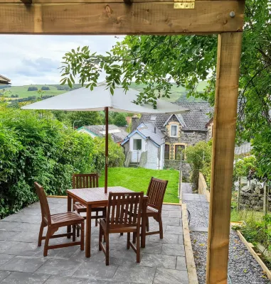 Ty Morgan's Apartments Hotels in Rhayader