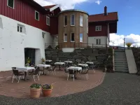 Helgaker Gård Hôtels à : Jevnaker