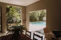 Caza Beach Guesthouse - شاطئ