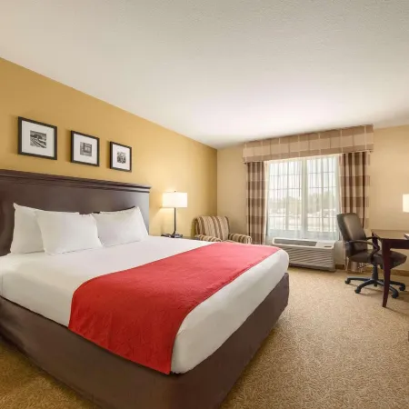 Country Inn & Suites by Radisson, Minot, ND